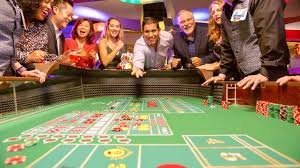 Meja Dragon Tiger live dengan dealer profesional di studio 7win